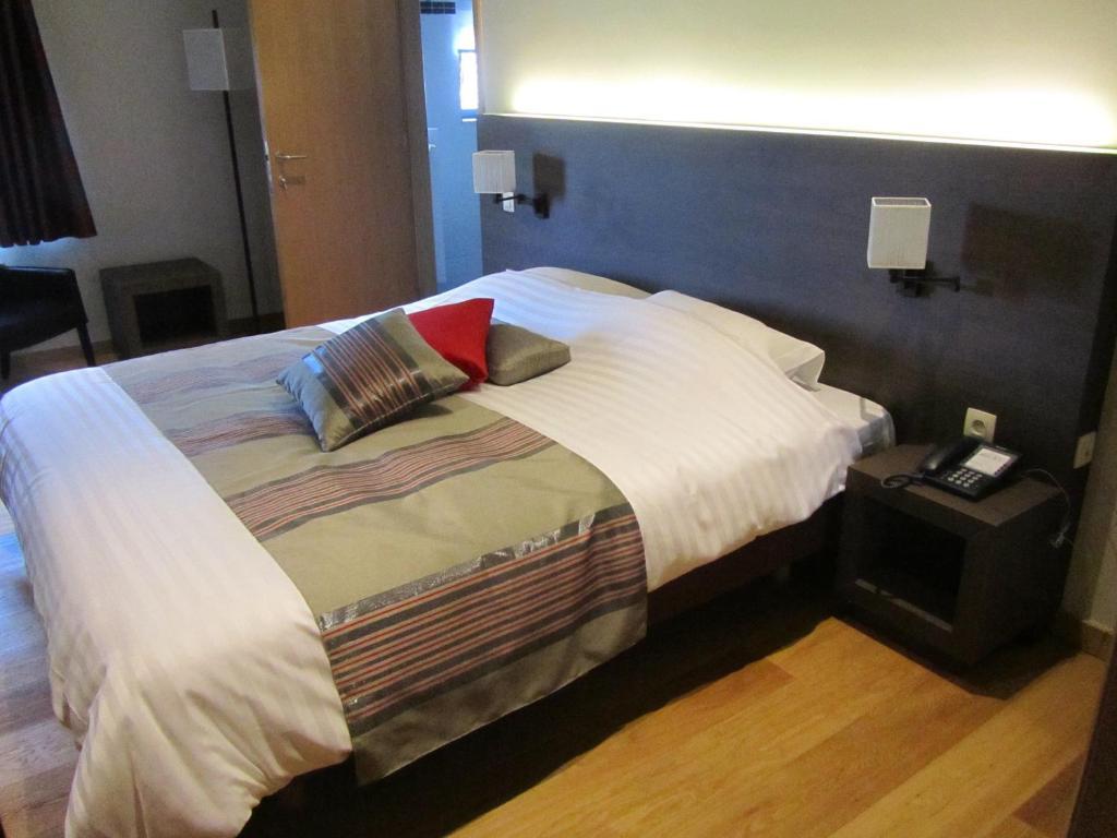 Hotel Klein Nederlo Vlezenbeek Ruang foto